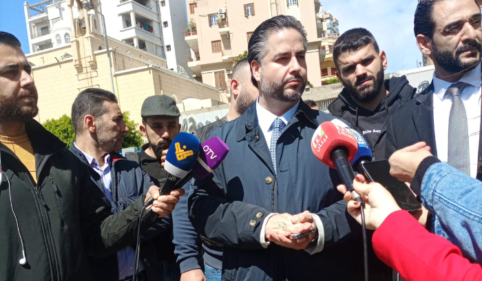 سلام بعد جولة ميدانية على عدد من السوبرماركت :
يجب تعديل قانون حماية المستهلك ورفع قيمة الغرامات
لاننا نواجه مخالفات في الاسعار تتجاوز الـ 60 %