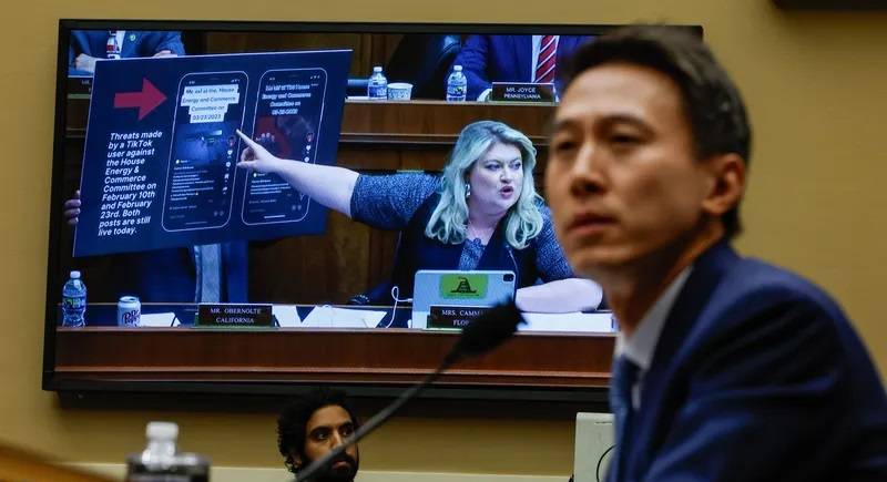 الكونغرس يستجوب رئيس 