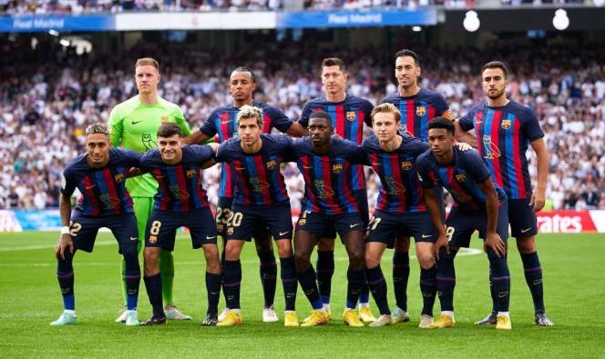 برشلونة يواجه خطر الإقصاء من دوري الأبطال
