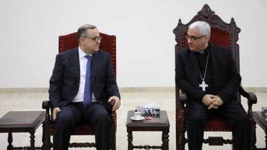 البيسري زار عبد الساتر... واطلع على التسهيلات
المقدّمة للعسكريين الطلبة في الـAUST