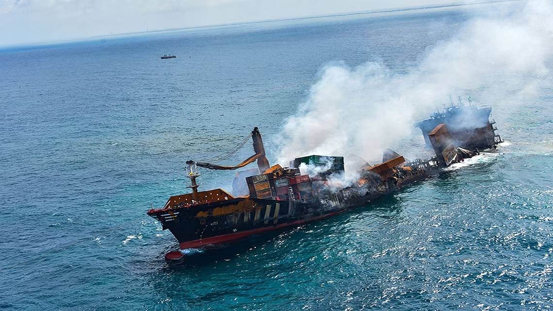 مصرع 10 بحارة جراء غرق سفينة صيد قبالة المغرب