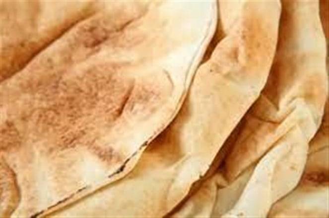 رئيس نقابة عمال المخابز في بيروت وجبل لبنان: أطالب بدراسة كلفة ربطة الخبز