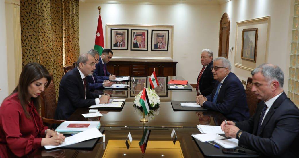 بو حبيب من الأردن: العمل جار مع الأشقاء العرب لإيجاد حلول للأزمات