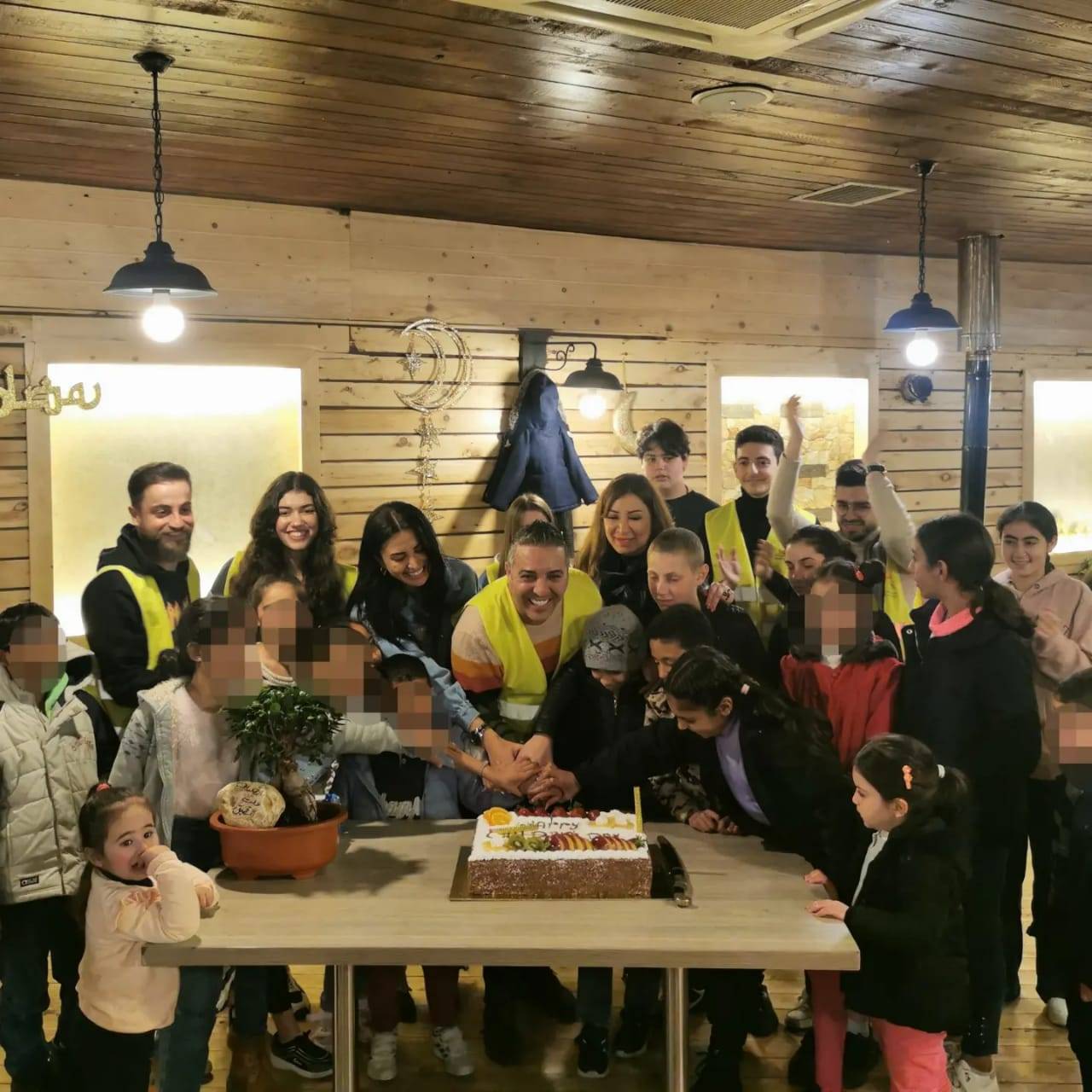 إفطارا رمضانيا على شرف أطفال SOS من تنظيم حركة شباب الشرق