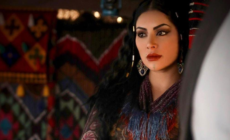 سارة فرح بدور سناء الغجرية تجمع التمثيل والغناء في مسلسل 