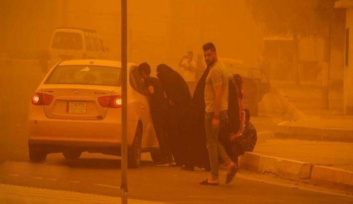 أكثر من 515 حالة إختناق جراء العاصفة الترابية في العراق