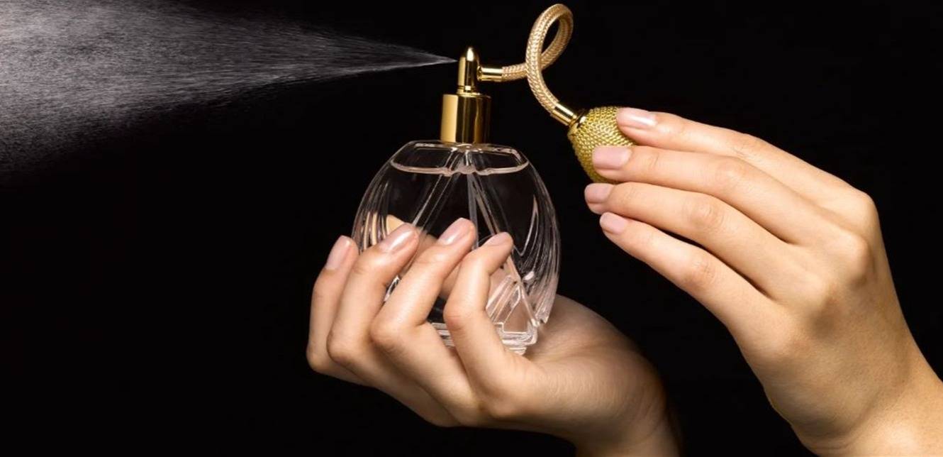 العلماء يصلون لأهم أسرار حياة كليوبترا... هذه تركيبة عطر الملكة