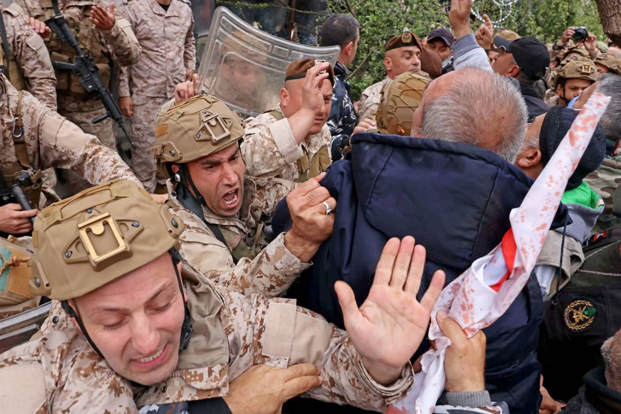 ميقاتي أحبط تحرّك المتقاعدين