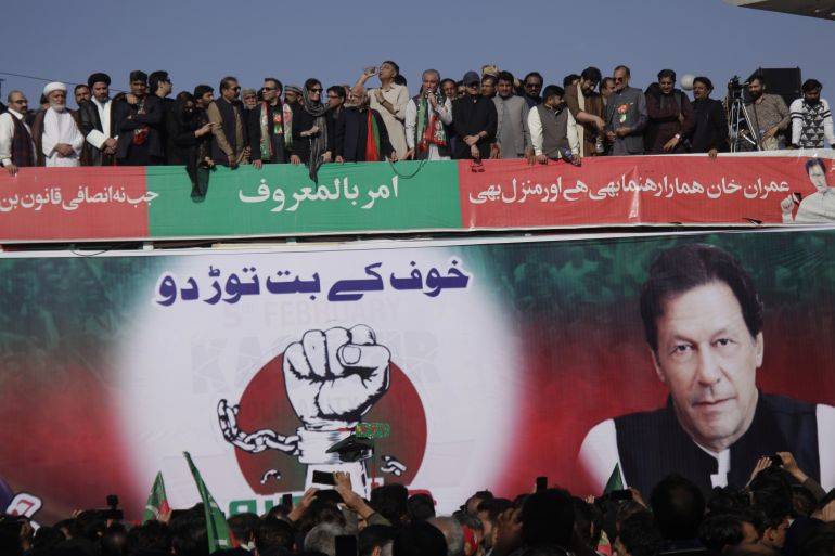 انتصار لعمران خان.. المحكمة العليا الباكستانية تسمح بإجراء انتخابات محلية في إقليمين بالبلاد