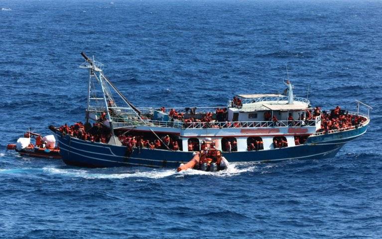 إنقاذ 440 مهاجرا من الغرق قبالة مالطا