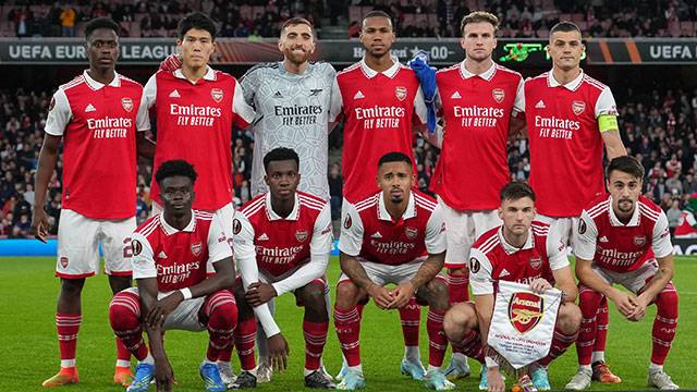 الدوري الانكليزي في كرة القدم
مانشستر سيتي ينتظر هدية ليفربول أمام أرسنال