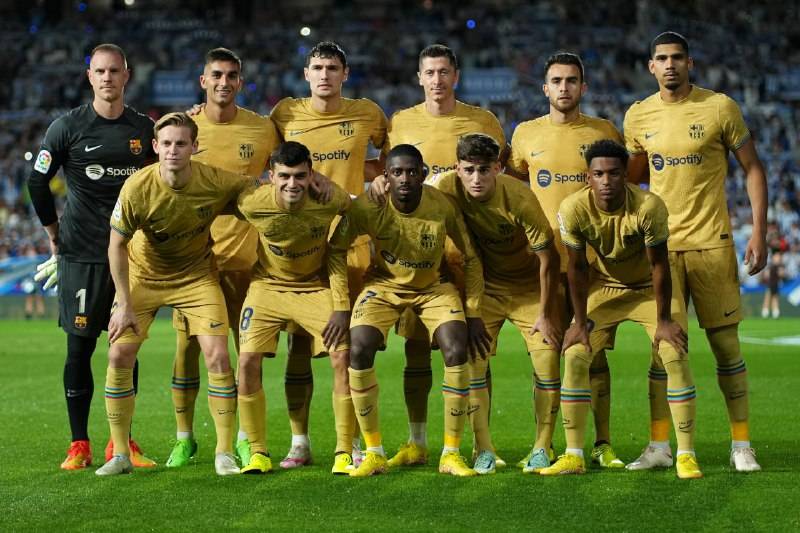 لعنة المتصدرين تطيح ببرشلونة خارج كأس اسبانيا