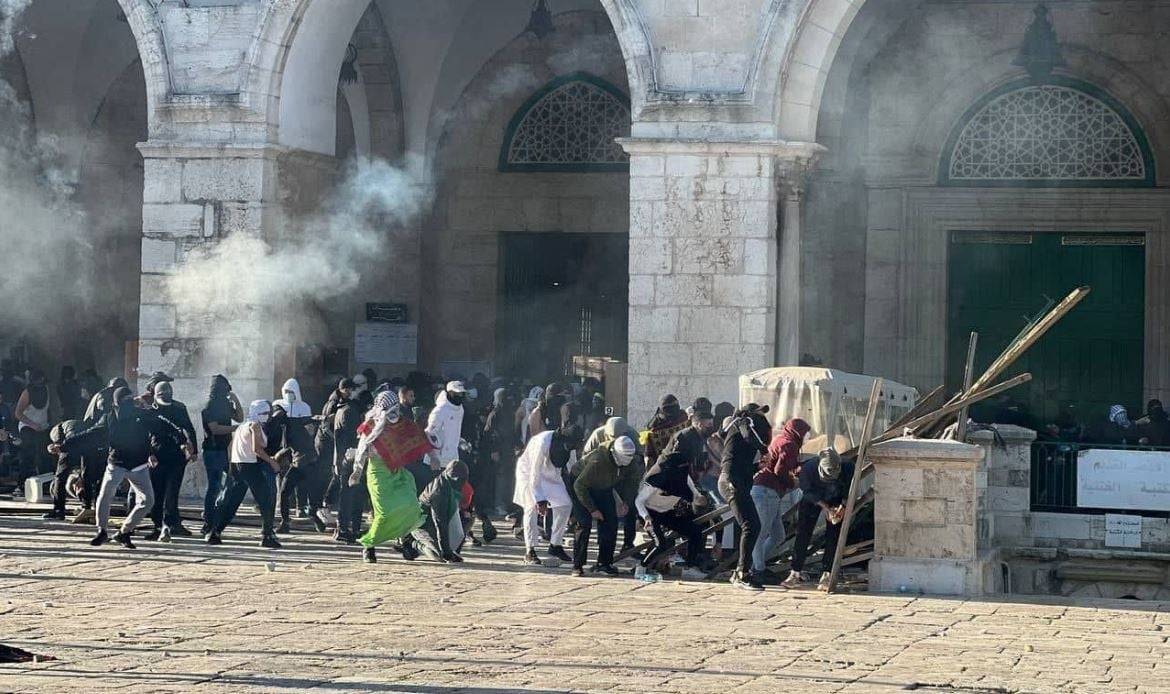 حزب الله يدين اقتحام الأقصى.. ويعلن تضامنه الكامل مع الشعب الفلسطيني