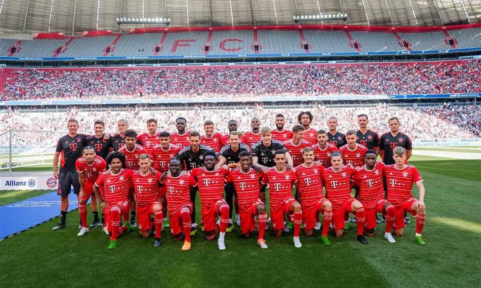 بطولة ألمانيا في كرة القدم
بايرن يتطلع للثأر من فرايبورغ
ودورتموند يواجه يونيون برلين