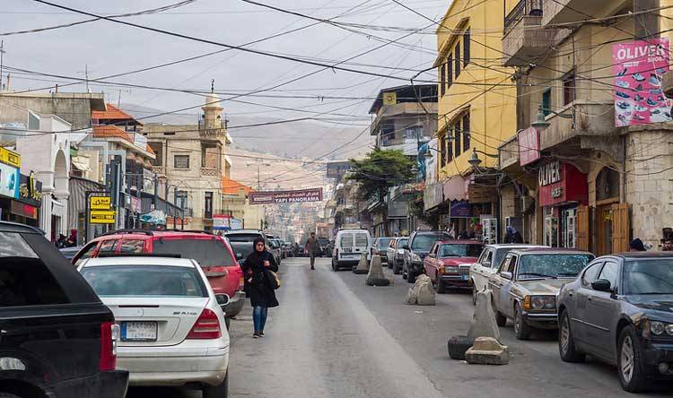 سرقة الأبواب الحديدية لمدافن في منطقة بعلبك