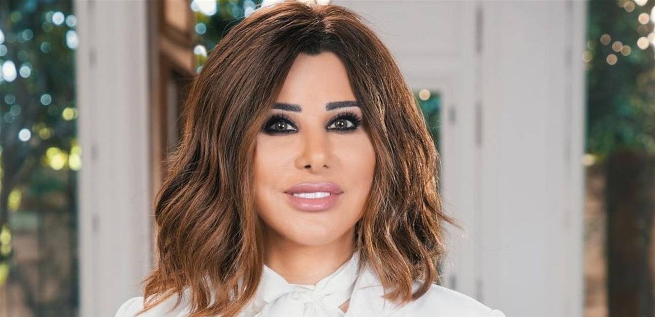 نجوى كرم: سمّوها عظيمة وأنا بشوفها أعظم!