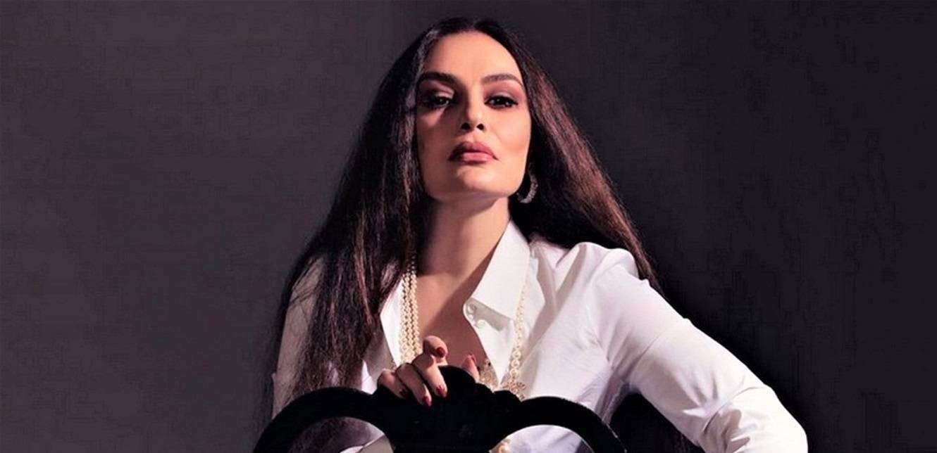 شريهان لعبت دوراً كبيراً في حياة هذا الفنان بعد وفاة والده... هذا ما كشفه!