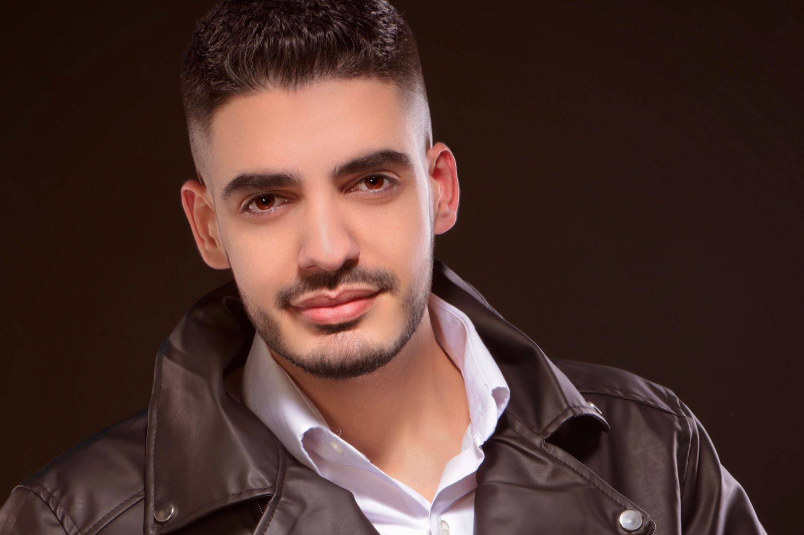 رولان مهنا يشوّق متابعيه: 