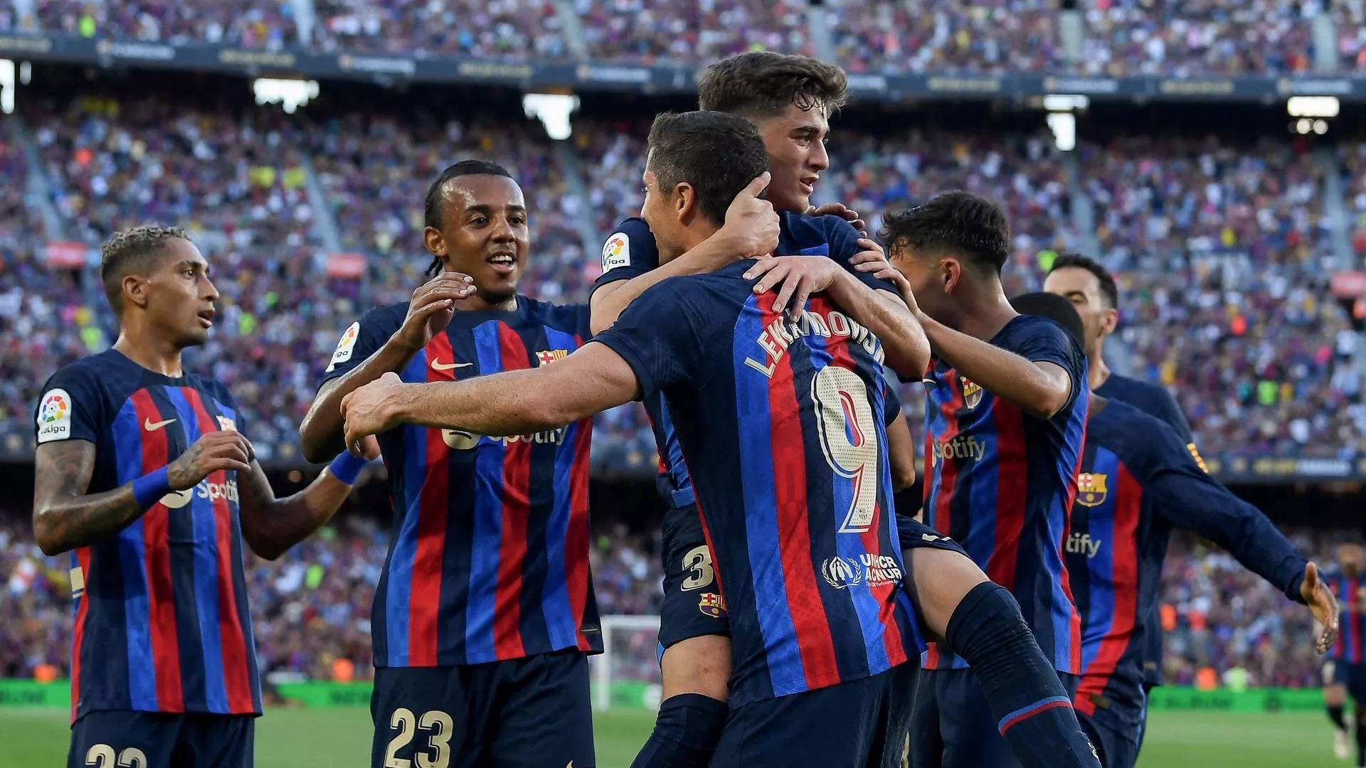 الدوري الاسباني في كرة القدم - المرحلة 29
برشلونة وريال مدريد يأملان بالعودة الى سكة الانتصارات