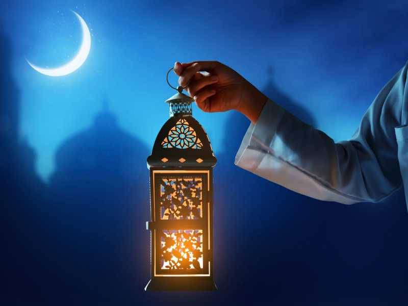 مكتب السيد فضل الله يعلن أول أيام عيد الفطر المبارك