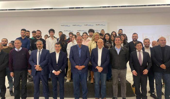 بوشكيان: لوجوب التفاعل بين الصناعات الكلاسيكية والحديثة في إطار بناء اقتصاد متكامل للمستقبل