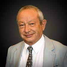ساويرس يرد على تسمية مغرد له بـ"نجيب آل دقلو".. "شرف لي"