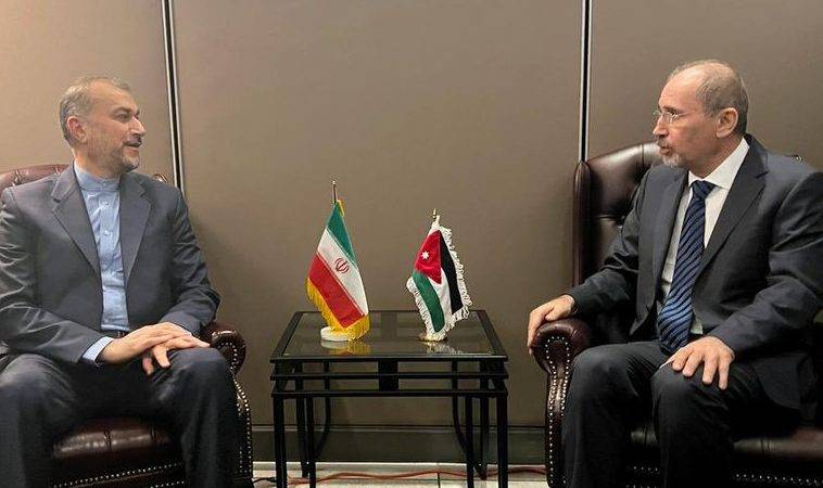 الصفدي وعبد اللهيان يبحثان العلاقات الثنائية والتطورات الإقليمية