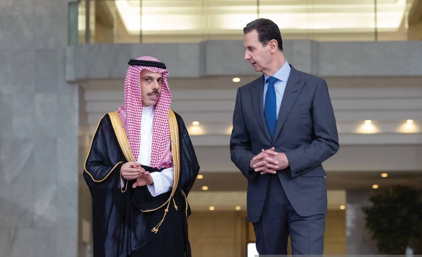 وزير الخارجية السعودي في دمشق لأول مرة منذ 2011
الأسد: العلاقة السليمة بين سوريا والسعودية مصلحة عربية واقليمية