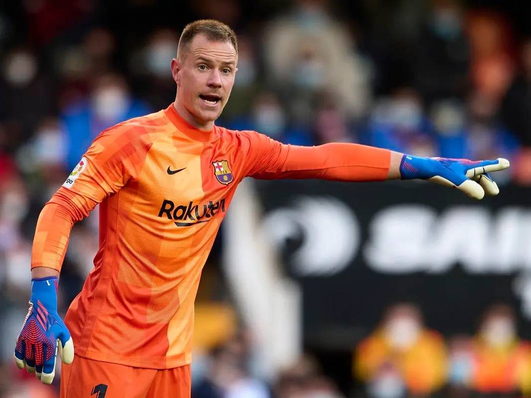 الأرقام تكشف.. الألماني تير شتيغن
يقرب برشلونة من لقب ليغا تاريخي