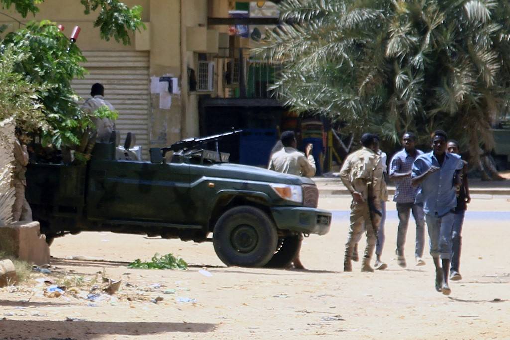 سماع إطلاق نار متقطع باتجاه مباني الإذاعة والتلفزيون في مدينة أم درمان