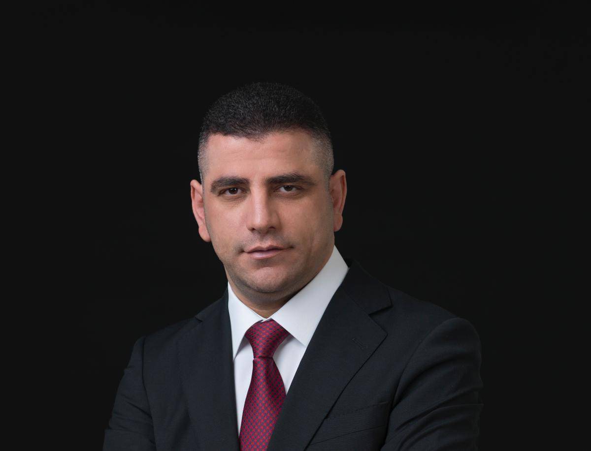 فه رمان ناشاد: الحكومة الكردستانية تعمل على تشجيع الاستثمار وتحسين الظروف الاقتصادية