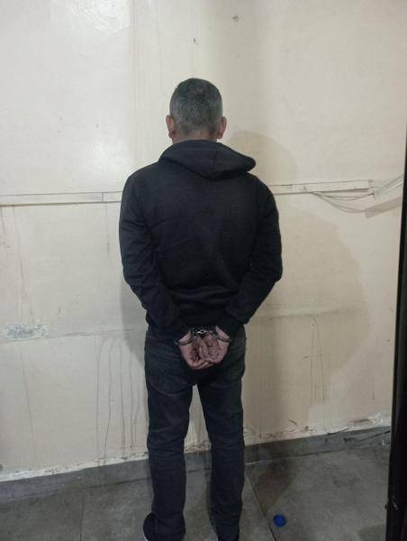 مروج مخدرات بقبضة عناصر حاجز ضهر البيدر.. اليكم التفاصيل