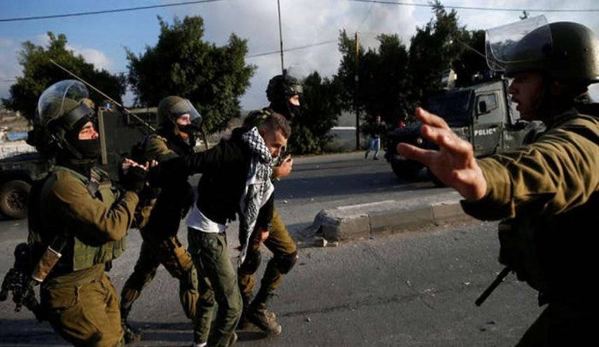 حملة اعتقالات في الضفة و«عرين الاسود» تتصدى
عملية دهس في القدس... وشهيد فلسطيني في «عقبة جبر»