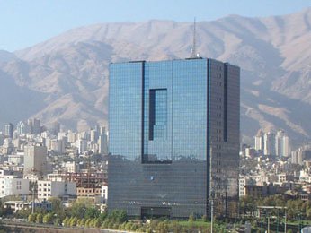 ايران تدرس رفع أسعار الفائدة