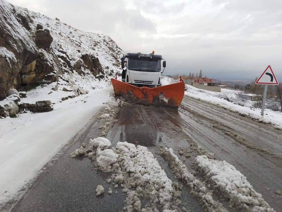 ما هي الطرق الجبلية المقطوعة صباح اليوم؟