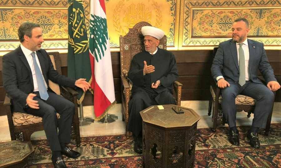 معوض: معركة خيارات
بين الدولة واللادولة