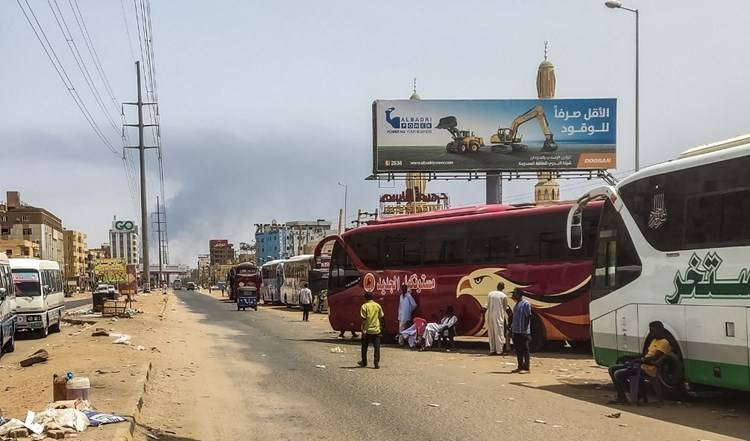 كارثة إنسانية تهدد السودان.. نقص في الغذاء والأدوية