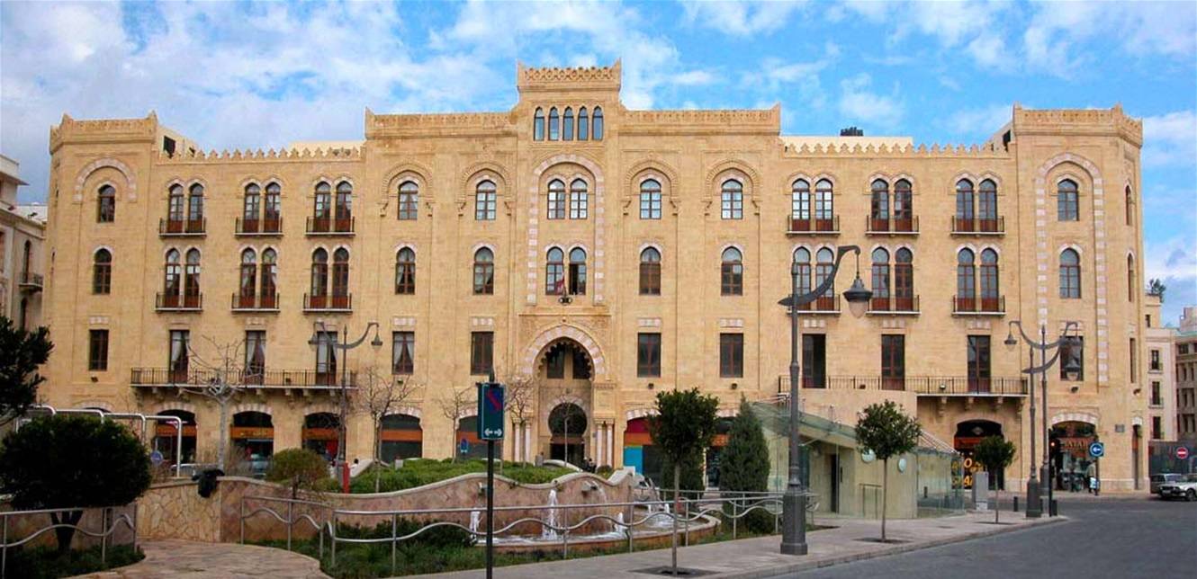 محافظ بيروت يطلب إجراء تحقيق بجريمة اغتصاب طفل في ملاعب قصقص