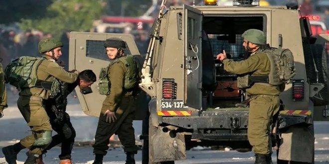 قوات الإحتلال تعتقل 17 فلسطينيا في الضفة الغربية