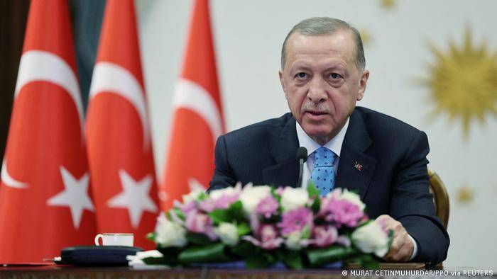 اردوغان: سنجري زيادة على رواتب الموظفين