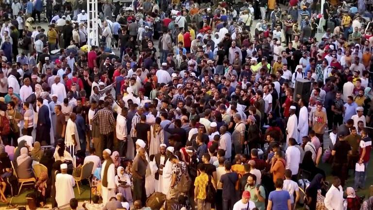 الأمم المتحدة تكشف عدد الفارين من السودان