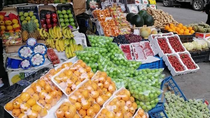 أسعار الفواكه الموسميّة «طلوع»: «الجنارك» بـ 1,500,000 ألف ليرة و<الاكي دنيا» بـ 450
ترشيشي لـ «الديار»: الأسعار مُستفزّة وبعيدة عن الواقع... وعلى المواطن أن يُدقق