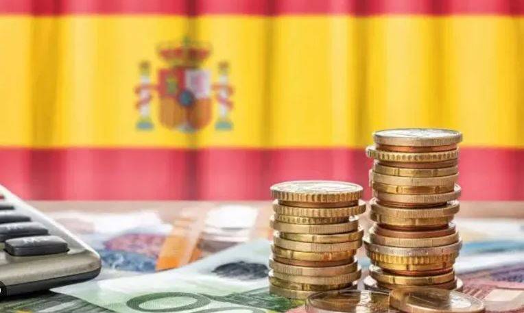 اسبانيا.. اتفاق على زيادة أجور الموظفين  لتعويض التضخم
