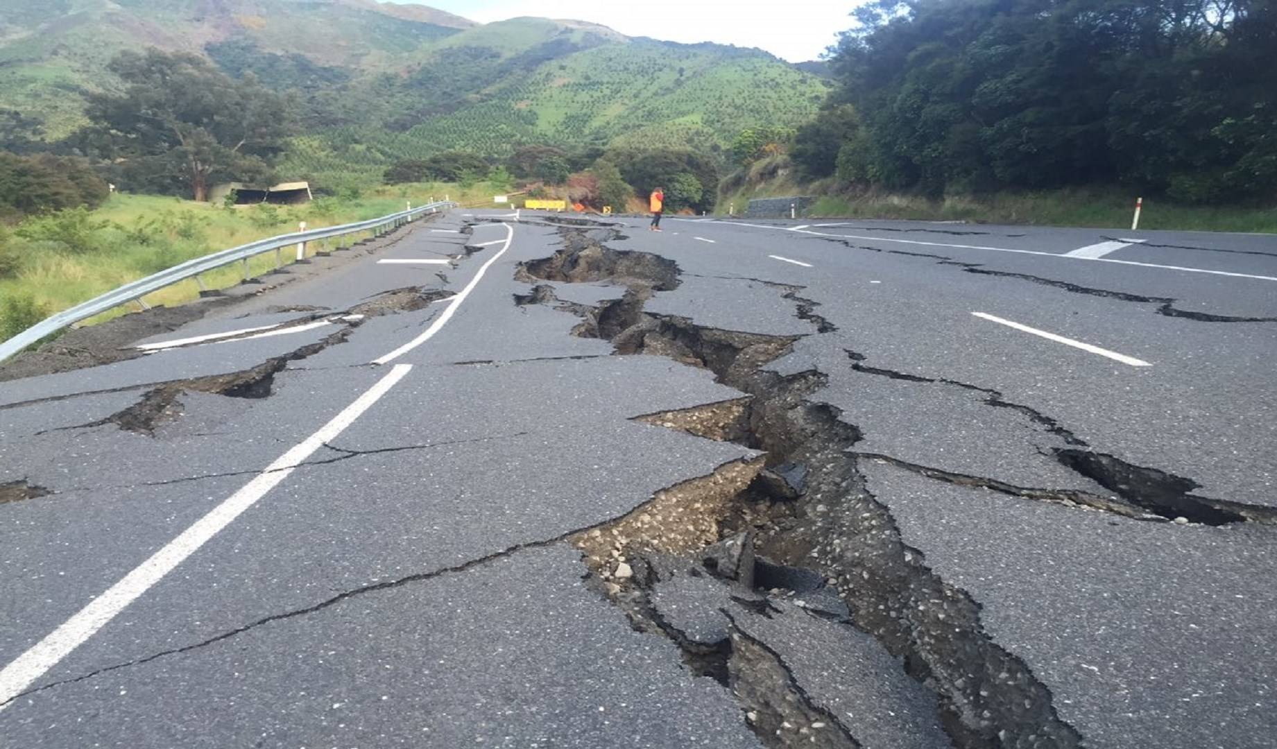 زلزال بقوة 5.6 درجة قبالة سواحل نيوزيلندا