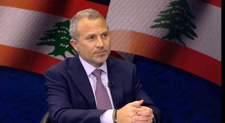 باسيل في محور ثالث لدعم مُرشح جديد... تلقى نصيحة بالابتعاد
عن الصراع على «الكرسي» لنيل لقب «صانع الرؤساء»!!