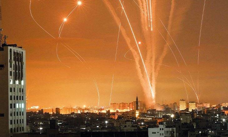 تكتيكات المقاومة الفلسطينية الجديدة لتضليل القبة الحديدية تُربك "إسرائيل"