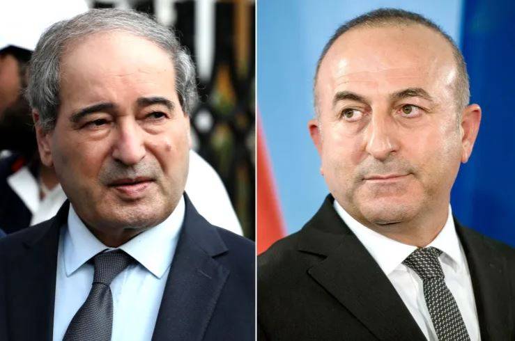 للمرة الأولى منذ عام 2011... موسكو تستضيف لقاء رسمي بين وزيري خارجية تركيا وسوريا