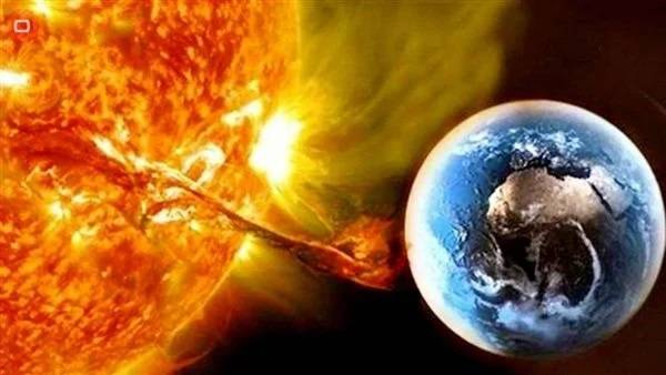 هل الانفجارات الشمسية وراء تكوين اللبنات الأساسية للحياة على الأرض؟