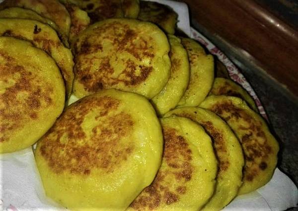 طريقة عمل أقراص البطاطا المحشية بالتونة والخضار