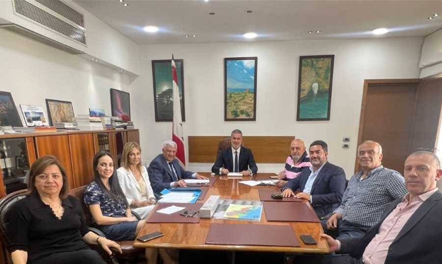 نصار يدعم تأسيس نقابة لاصحاب بيوت الضيافة